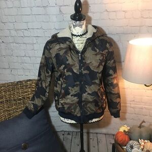 North Zone camouflage hooded zipper jacket
